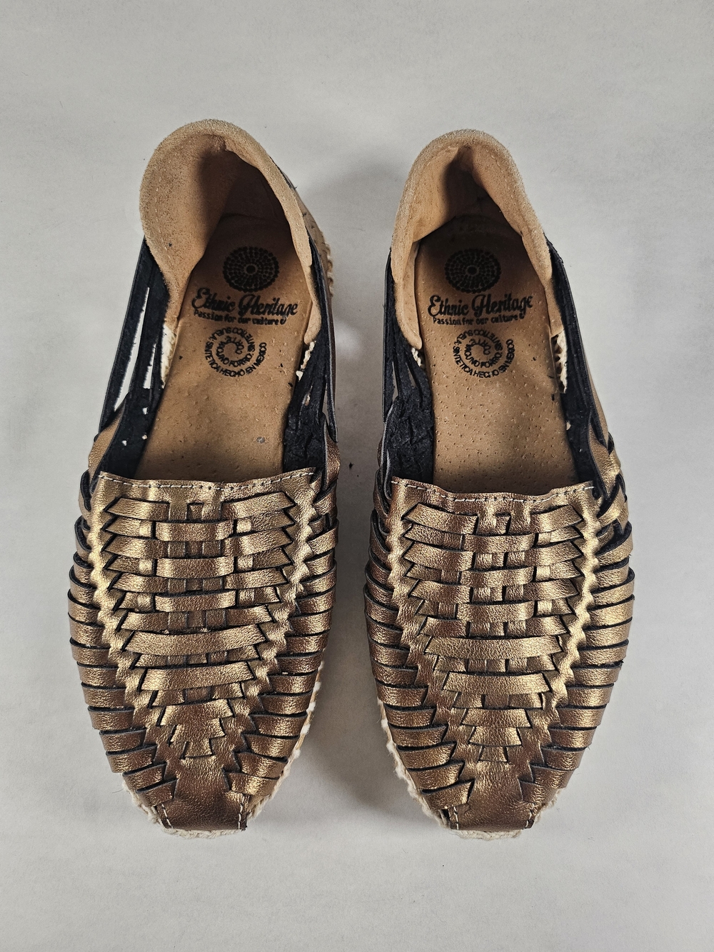 NWOT Heritage Women’s Bronze Leather Woven Espadrille Slip-Ons